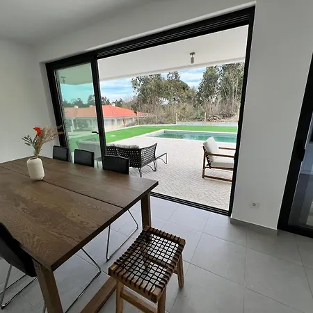 Single-story With Private Pool In Salir Do Porto فيلة Salir de Porto
